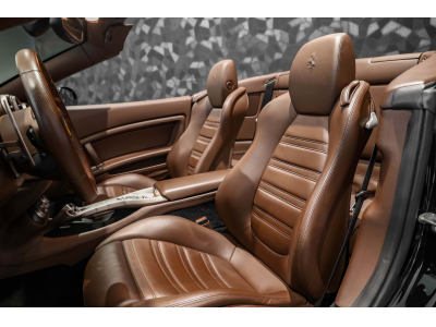 Ferrari California 4.3 V8 - NERO 1250