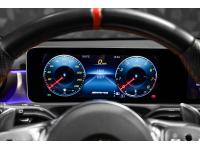 Mercedes-Benz A 35 AMG 4 MATIC