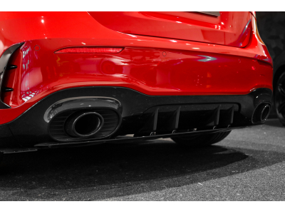 Mercedes-Benz A 35 AMG 4 MATIC