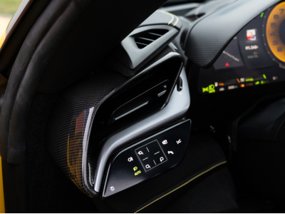 Ferrari SF90 Spider CARBONE | LIFT | CAMERA 360 | JBL | TVA