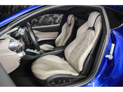 Ferrari 812 Superfast 6.5 V12 - BLEU TOUR DE FRANCE