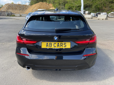 BMW 116 116d 115cv Navi 2xPDC Apple CarPlay