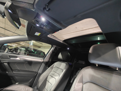 Volkswagen Tiguan Allspace 2.0 TDI DSG R-LINE 7 PLACES 4MOTION CARPLAY CUIR TOIT OUV