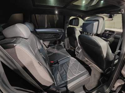 Volkswagen Tiguan Allspace 2.0 TDI DSG R-LINE 7 PLACES 4MOTION CARPLAY CUIR TOIT OUV