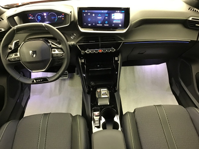 Peugeot 2008 Hybrid 145 e-DCS6 GT Navy/360°