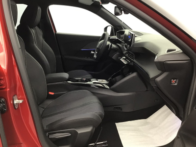 Peugeot 2008 Hybrid 145 e-DCS6 GT Navy/360°