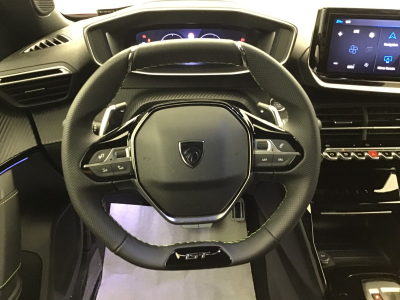 Peugeot 2008 Hybrid 145 e-DCS6 GT Navy/360°