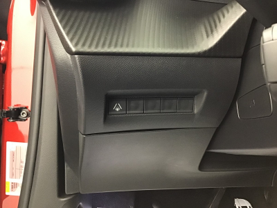 Peugeot 2008 Hybrid 145 e-DCS6 GT Navy/360°