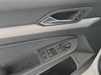Volkswagen Golf 1.5 eTSI 150 DSG LIFE