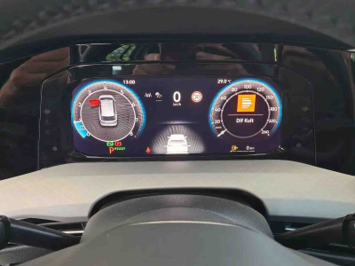 Volkswagen Golf 1.5 eTSI 150 DSG LIFE