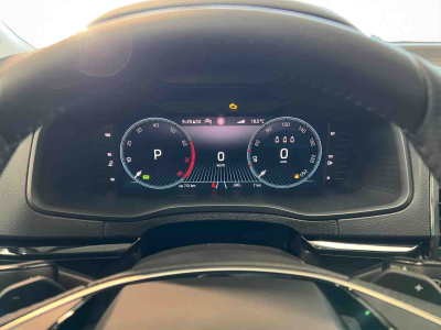 Skoda Karoq 1.5 TSi 150 DSG SELECTION +