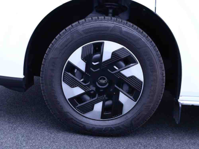 Ford Transit Custom 2.5 Duratec PHEV 233 Auto Trend