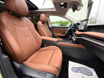 Skoda Superb Superb Combi 2.0 TDI 142 kW 4x4 L&K