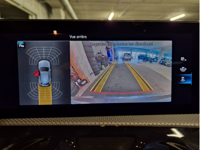 Mercedes-Benz A 180 AMG LINE CUIR NAVI 1 HAND