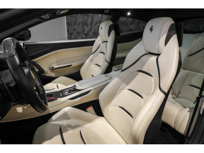 Ferrari GTC4Lusso 6.3 V12 - BLEU TOUR DE FRANCE