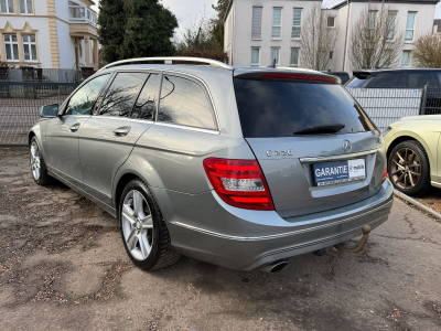 Mercedes-Benz C 220 T CDI BlueEfficiency