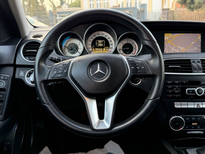 Mercedes-Benz C 220 T CDI BlueEfficiency