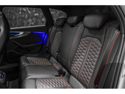 Audi RS4 AVANT 2.9 V6 QUATTRO