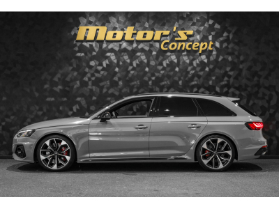 Audi RS4 AVANT 2.9 V6 QUATTRO