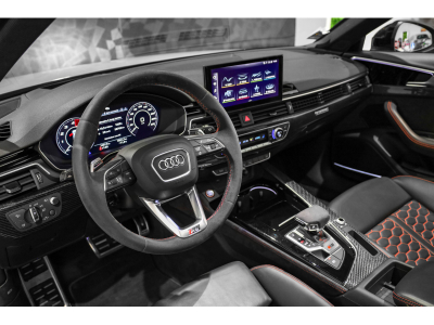 Audi RS4 AVANT 2.9 V6 QUATTRO