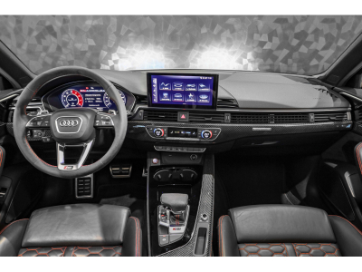 Audi RS4 AVANT 2.9 V6 QUATTRO