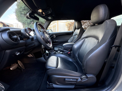 MINI John Cooper Works JOHN_COOPER_WORKS Mini 3-trg. John Cooper Works