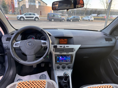 Opel Astra H Caravan Selection 