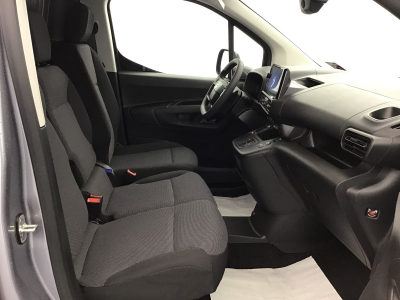 Opel Combo L2H1 EAT8 130 3Sitzer/Kamera/Holzboden