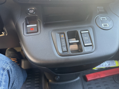 Opel Combo L2H1 EAT8 130 3Sitzer/Kamera/Holzboden