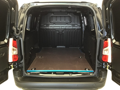 Peugeot Partner L1H1 AT 130 Navy/Kamera/Holzboden