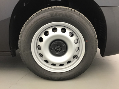 Peugeot Partner L1H1 AT 130 Navy/Kamera/Holzboden