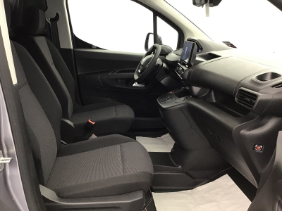 Peugeot Partner L1H1 AT 130 Navy/Kamera/Holzboden