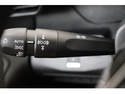 Peugeot Partner L2H1 102 Navy/Kamera/digitaler Spiegel