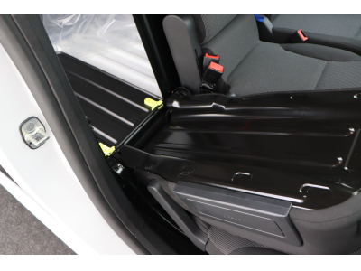 Peugeot Partner L2H1 102 Navy/Kamera/digitaler Spiegel