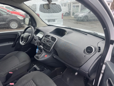 Renault Kangoo E-Tech RENAULT KANGOO ELEKTRO NAVI SERVO ZENTRAL BLUETOOTH