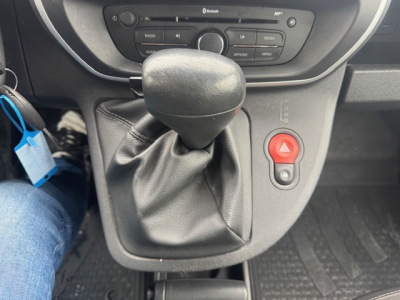 Renault Kangoo E-Tech RENAULT KANGOO ELEKTRO NAVI SERVO ZENTRAL BLUETOOTH