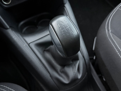 Peugeot 208 Allure/5xTÜRER/KAMERA/SCHECKHEFT/