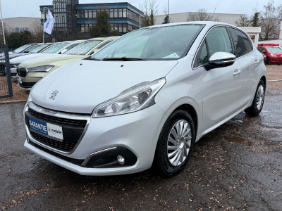 Peugeot 208 Allure/5xTÜRER/KAMERA/SCHECKHEFT/