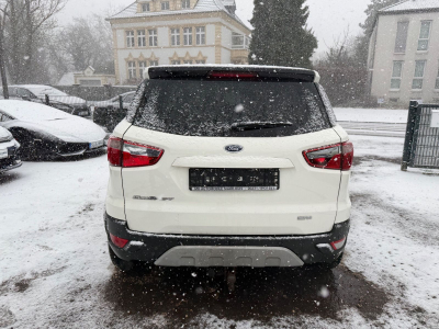 Ford EcoSport Titanium 140 PS