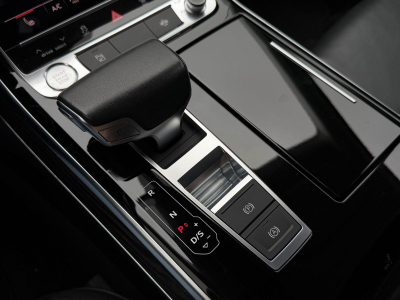 Audi A8 50 TDI quattro LANG/210KW/HEAD UP/