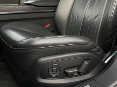 Audi A8 50 TDI quattro LANG/210KW/HEAD UP/