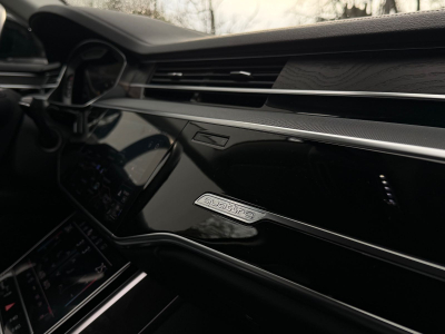 Audi A8 50 TDI quattro LANG/210KW/HEAD UP/