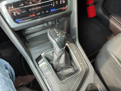 Volkswagen Tiguan 2.0 TDI DSG CARPLAY CAMERA GPS VOLANT + SIEGES CHAUFF