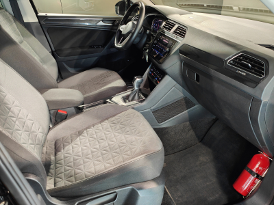 Volkswagen Tiguan 2.0 TDI DSG CARPLAY CAMERA GPS VOLANT + SIEGES CHAUFF