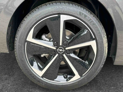 Opel Astra 1.5  CDI130 AUTO GS