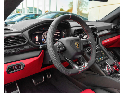 Lamborghini Urus 4.0 V8 Auto./PANO/23/360°/B&O/HEAD-UP/VOLL