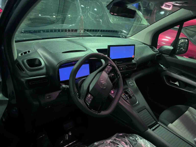 Citroën Berlingo 1.5 BlueHDi 130 EAT8 Style