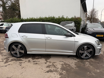 Volkswagen Golf VII Lim. R BMT 4Motion 300 PS/