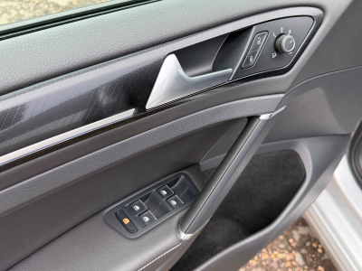 Volkswagen Golf VII Lim. R BMT 4Motion 300 PS/