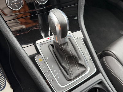 Volkswagen Golf VII Lim. R BMT 4Motion 300 PS/